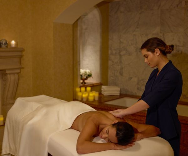 massage table in the spa at Fairmont 